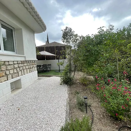 La Maison Des Lilas